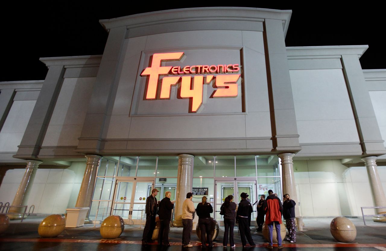 Fry’s Electronics, a favorite of tech enthusiasts, will cease operations.