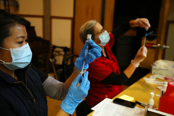 Vaccines Adapted for Variants Will Not Need Lengthy Testing, F.D.A. Says